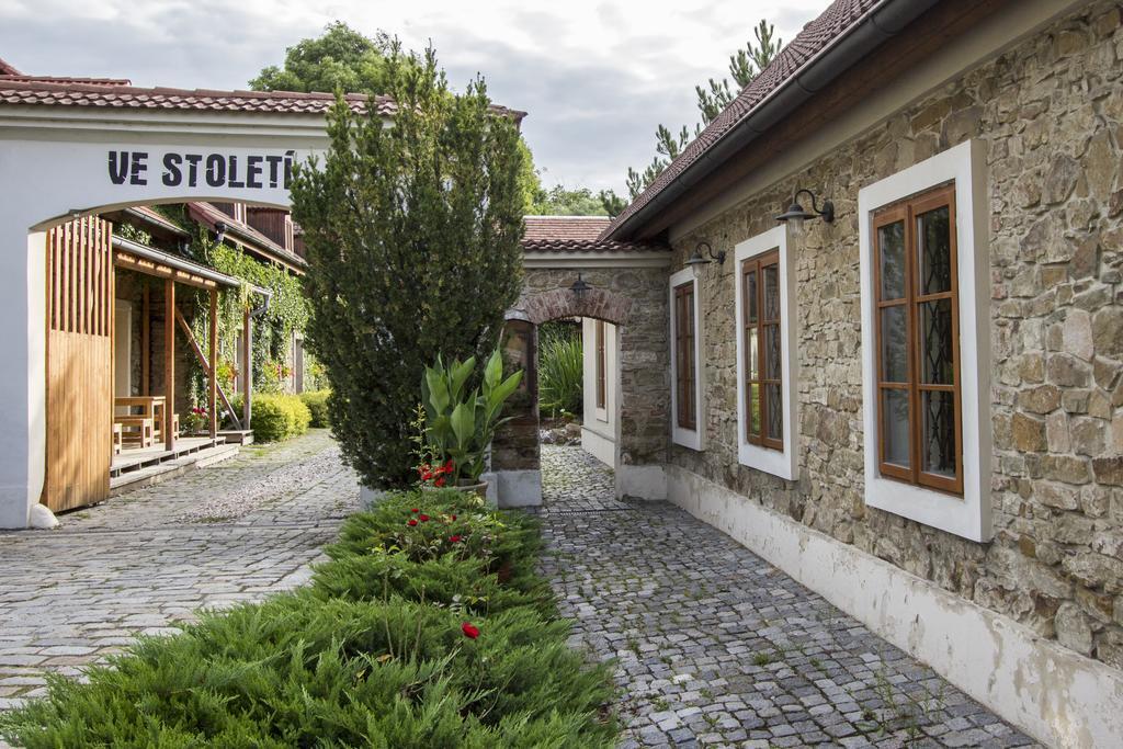 Penzion Ve Stoleti Loděnice Eksteriør billede